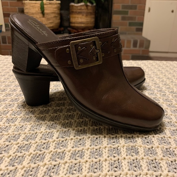 Sz 11 M Clarks Bendables leather block heel Mules Clogs - Picture 4 of 16